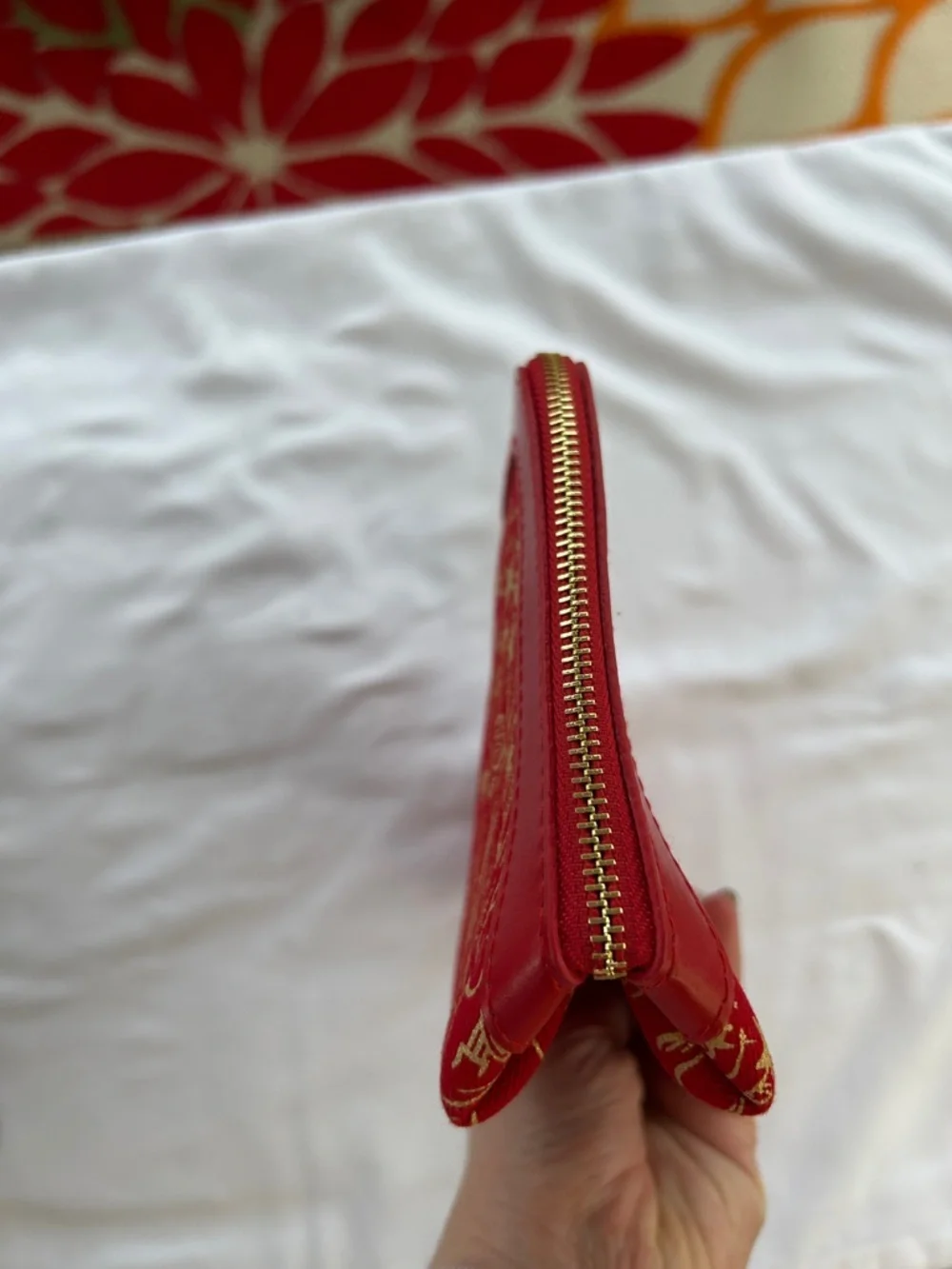 NWT Carolina Herrera Holiday Opera Special Edition Cosmetic Bag - Red & Gold